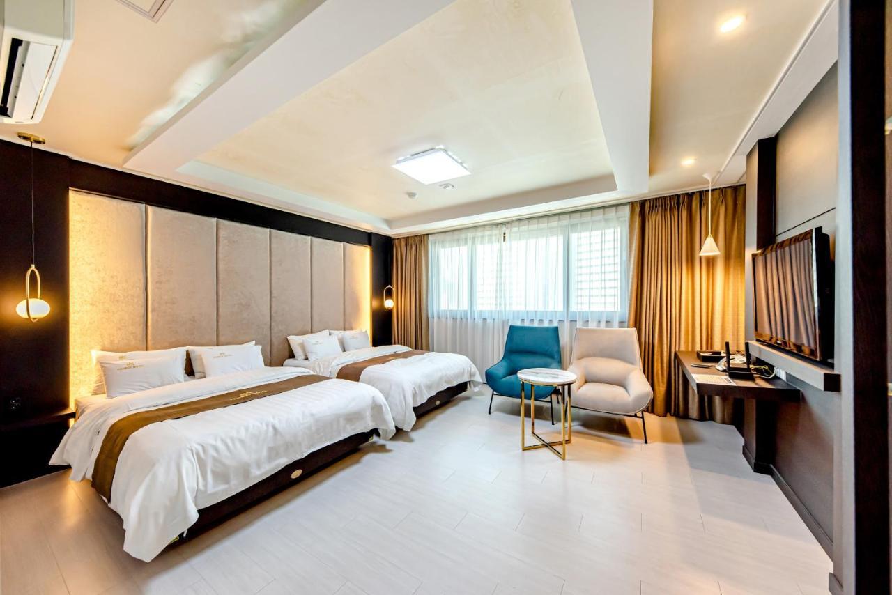 Hs Tourist Hotel Yeosu Exterior photo