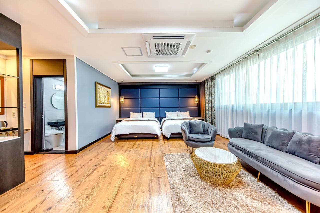 Hs Tourist Hotel Yeosu Exterior photo
