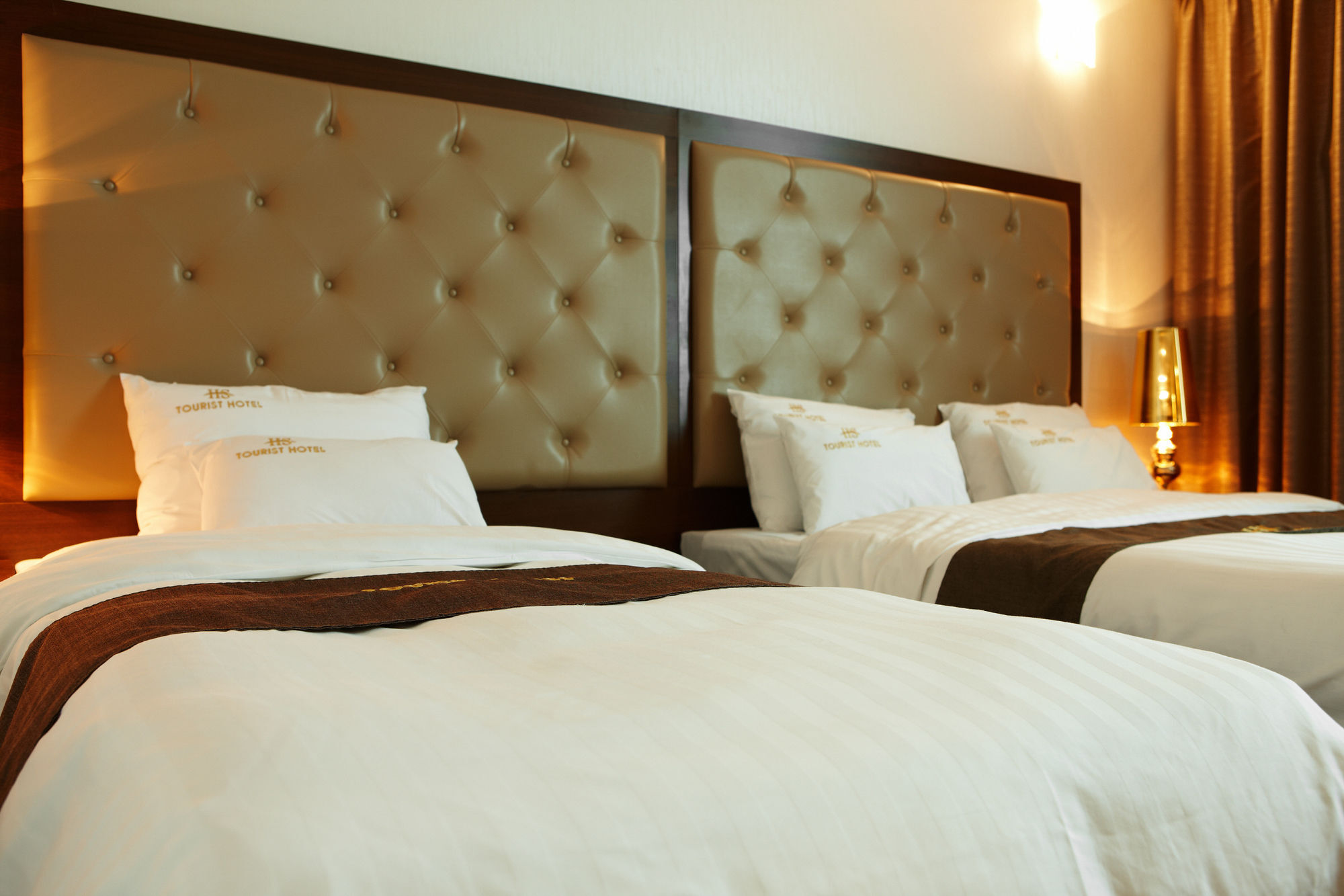Hs Tourist Hotel Yeosu Exterior photo